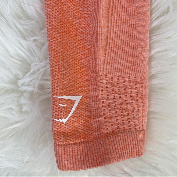 Gymshark Ombre Seamless Coral Peach Set - Picture 14 of 16